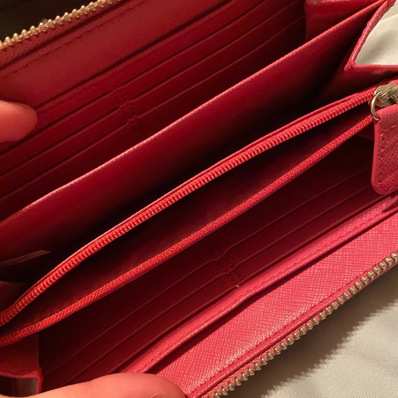 *SOLD* - Pink Stripe Brown Coach Wallet - Picture 3 of 9